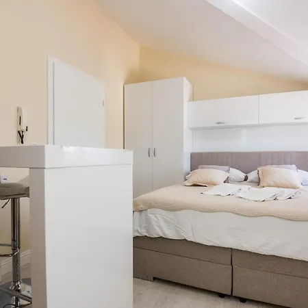 Daire Medanic - Private Pool *