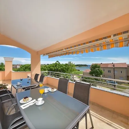 Medanic - Private Pool
