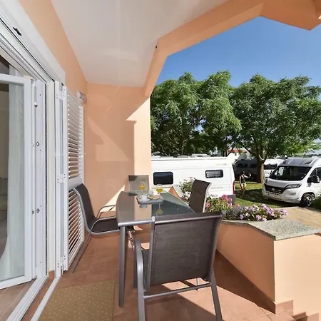 Medanic - Private Pool Apartamento Privlaka (Zadar)