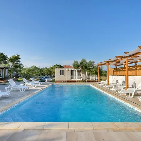 Apartament Medanic - Private Pool
