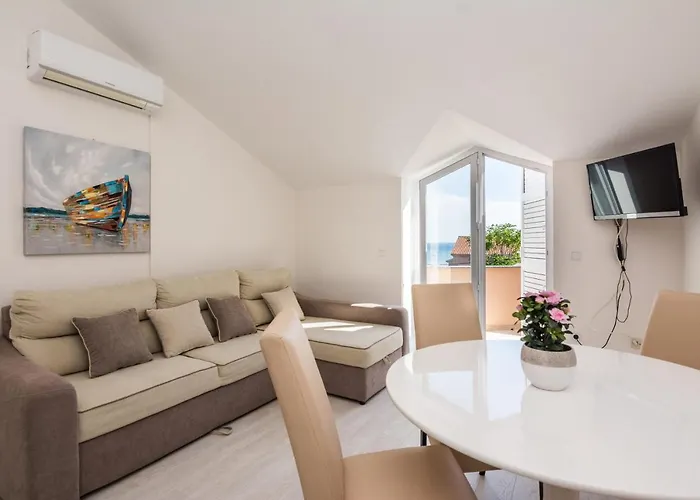 아파트 Medanic - Private Pool 프리블라카