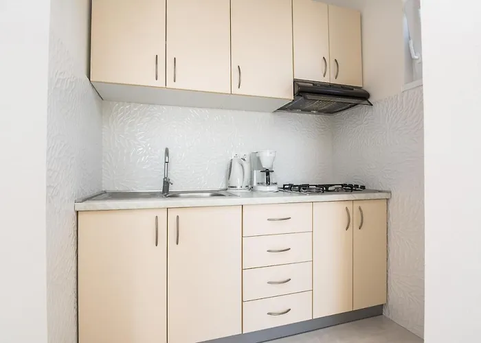 Medanic - Private Pool 아파트 *