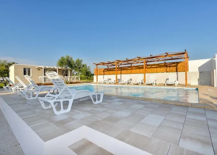 Medanic - Private Pool