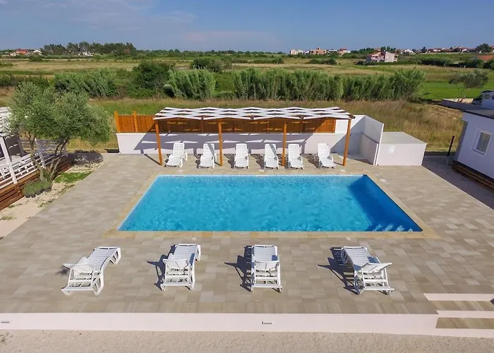 Medanic - Private Pool