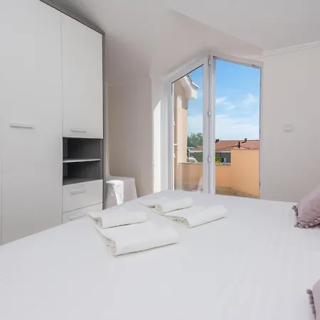 Apartment Medanic - Private Pool Privlaka (Zadar)