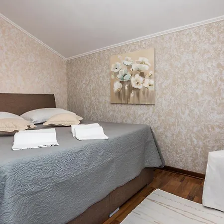 Apartment Medanic - Private Pool